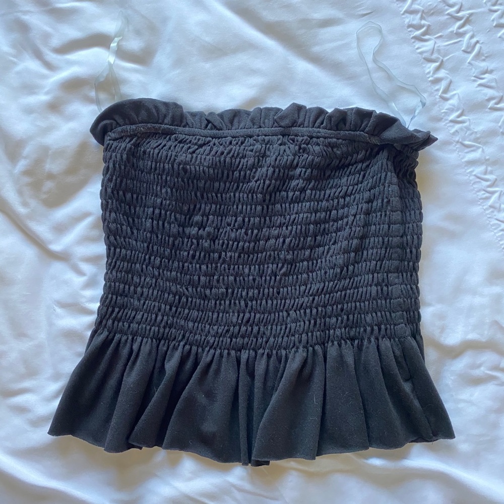 Black strapless crop top
